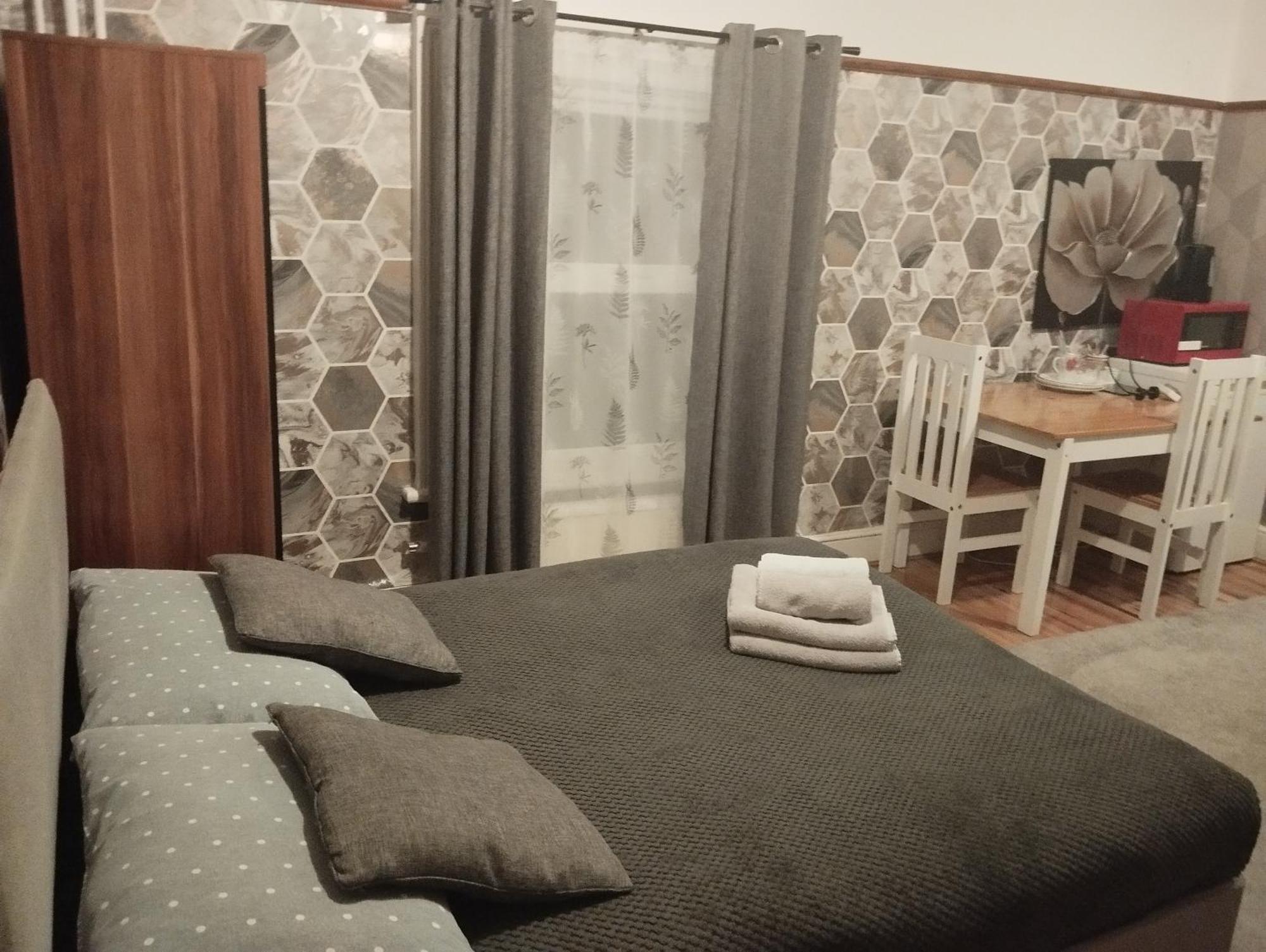 Bright Apartments Peterborough Room photo